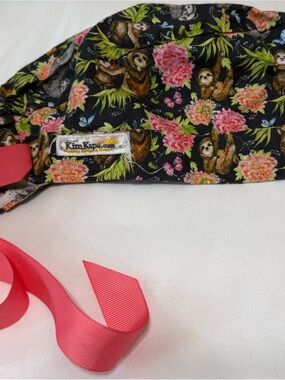 KimKaps Kids Floral Sloth Print Scrub cap Black with Pink Ribbon